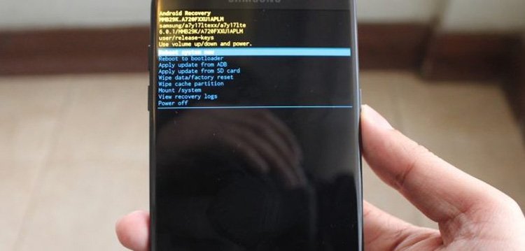 Access the Recovery menu on the Galaxy S9