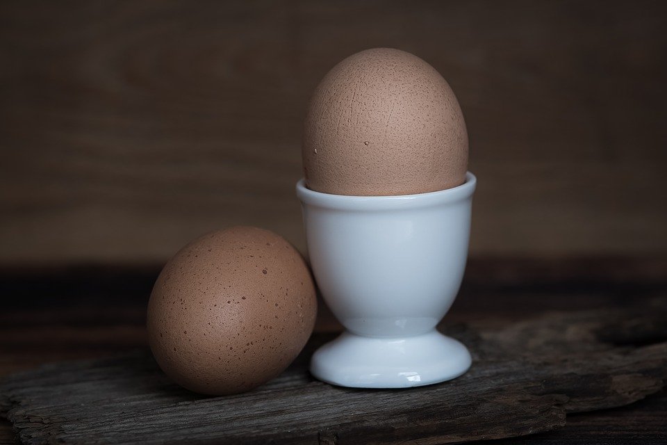 Los huevos son saciantes, ayudan a adelgazar y además son muy económicos. 