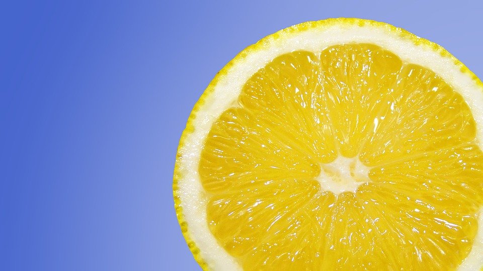 Quedará limpio, ya que el limón es un limpiador natural. 